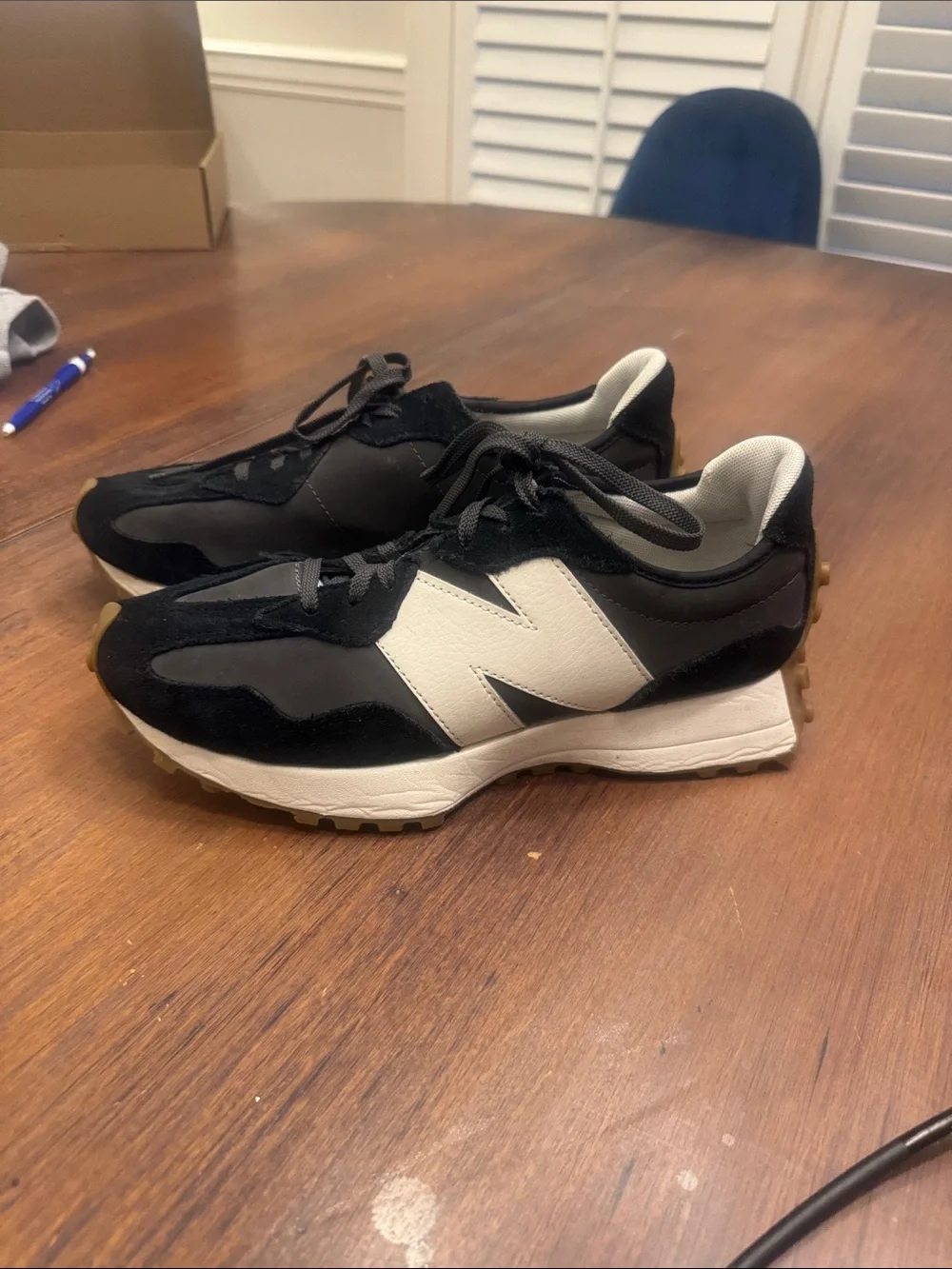 New Balance Black & White Retro Runner Sneakers - Picture 3 of 3